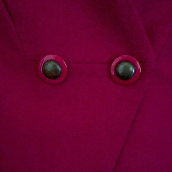 CLEARANCE- Ruby Lightweight Spun Wool Career Suit Size 6 - Picture 5 of 6